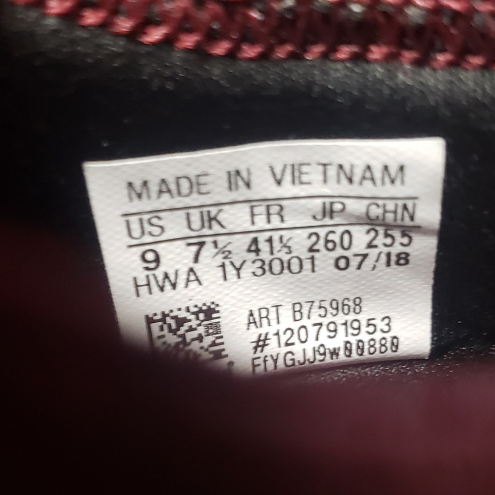 ((SOLD)) NWOT Women's ULTIMAFUSION SHOES - Picture 7 of 8